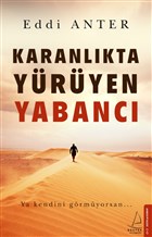 Karanlıkta Yürüyen Yabancı